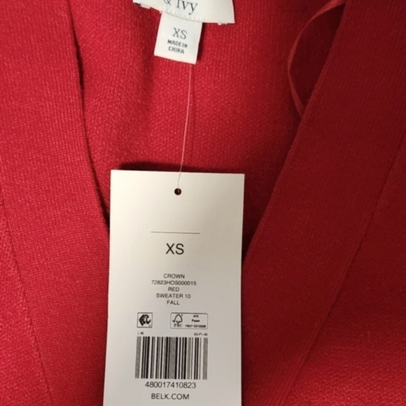 NWT Crown & Ivy Soft Red V-neck Sweater XS - Picture 4 of 6